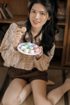 年轻的小婊孑2